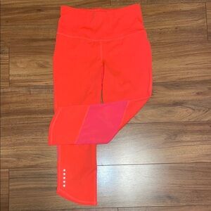 Old Navy Neon Coral Performance Leggings High-Waisted Stretch, Cropped Length